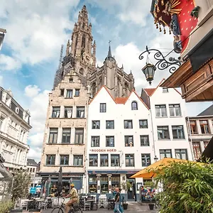 Tempel Triplex & Duplex At Historic Heart Of Antwerpen